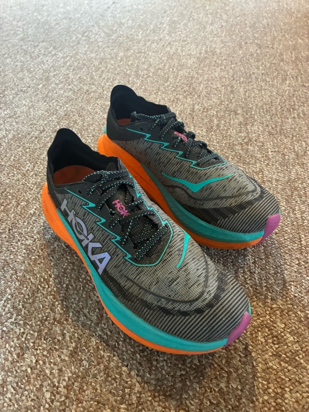 Hoka Mach X 2
